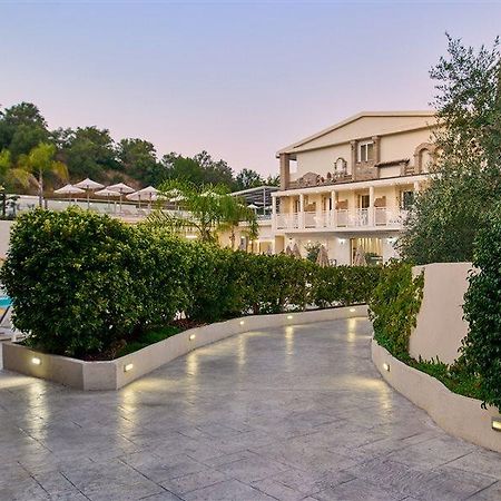 Mavrikos Hotel Planos  Bagian luar foto