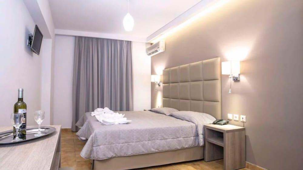 Mavrikos Hotel Planos  Bagian luar foto