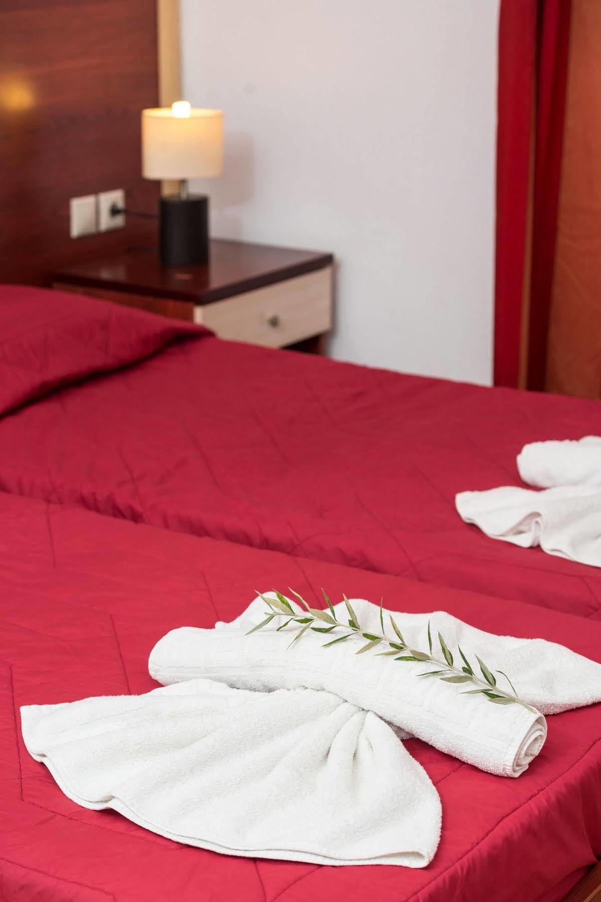 Mavrikos Hotel Planos  Bagian luar foto