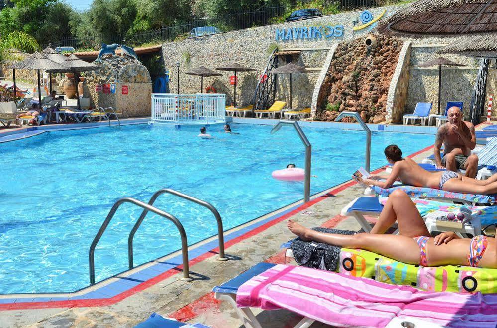 Mavrikos Hotel Planos  Bagian luar foto